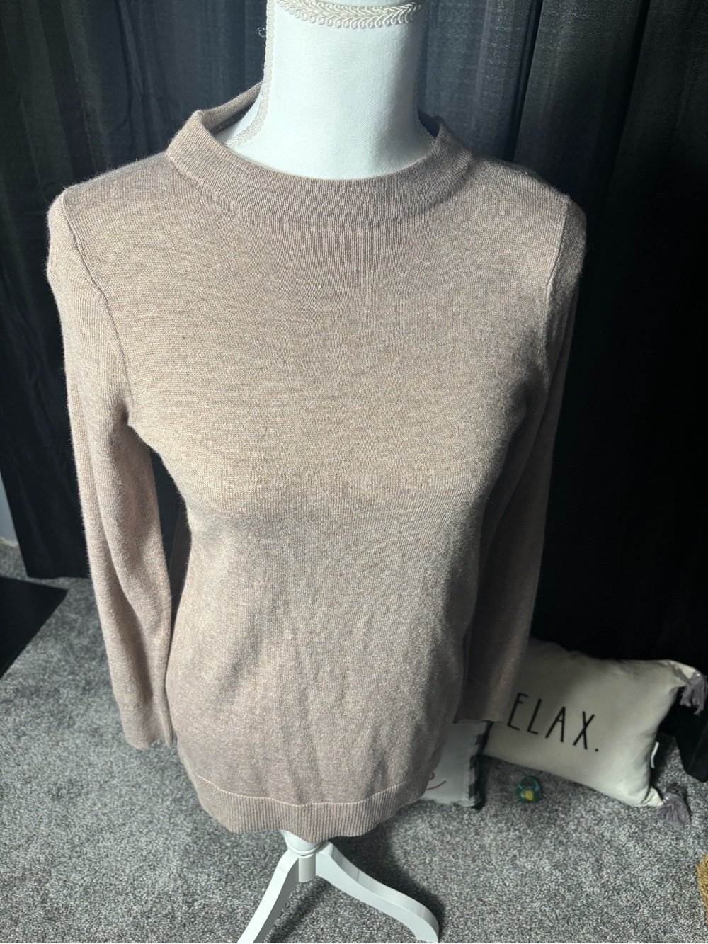 LOFT Women's Scoopneck Sweater in Light Taupe